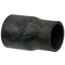 Radiatorslange nederst med spesifikk utførelse for optimal ytelse.