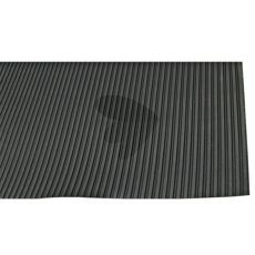 Bred ribbematte for midtbrytere, slitesterk og perfekt for beskyttelse og funksjon.