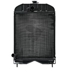 Radiator, avgjørende for å unngå overoppheting av motoren.