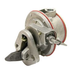 Drivstoffpumpe for pålitelig drivstofflevering til motoren, vital for effektiv drift.