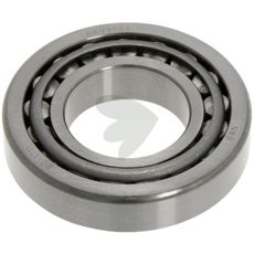 Høykvalitets lager for traktorer og jordbruksmaskiner.