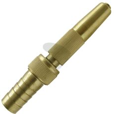 1 tomme sprøytemunnstykke for godt vannstrøm og spredning.