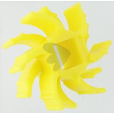 Gul freskrok med 6 fingre i målene 162x73x40 mm, perfekt for jordbearbeiding.