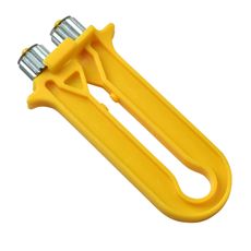 Rustfri plasttrådstrekk, perfekt for effektiv hagebruk.