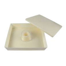 Fôrhette med 6L volum, perfekt for fôrtransport.