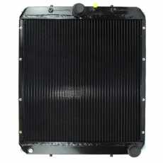 Radiator Zetor Proxima Power, essensiell for motorens kjølesystem.