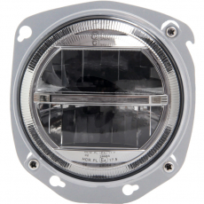 Kraftig LED-lyskaster for Fendt, mål 150 x 164 x 88mm.