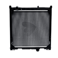 John Deere radiator AL203408, sikrer stabil temperatur under bruk.