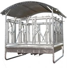 Fôrhekk med låsbare grinder for sikker og kontrollert fôring.