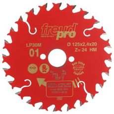 Hardmetallblad 125X2,4X20 Z24, perfekt for presisjon i skjærearbeid.