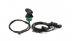 Komplett pakke med skogkran joystick og Type A kabel for optimalt arbeid.