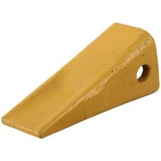 Skuffetann Cat 1U3202, ideell for bruk i jordbruk og bygg.