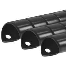 Tre svarte beskyttelsesspiraler 20 mm i 1 meters lengde, perfekt for kabelbeskyttelse.
