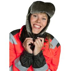 Svart vinterlue Cesium, stilren og varm til kalde vintermorgener.