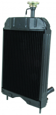 Radiator MF 1680547M92, pålitelig og langvarig kjøling for traktorer.