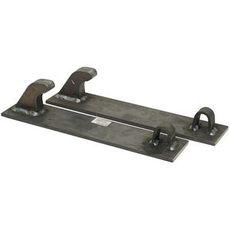 Redskapsfeste for Isme-skuffe, perfekt for effektiv håndtering av materialer.