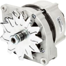 Vekselstrømsgenerator 12V 95A beregnet for Case-maskiner med høy ytelse.