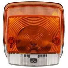 Posisjonslys for IH og JD, garanterer høy synlighet under vanskelige forhold.