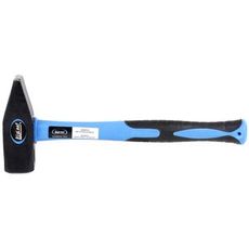 Effektiv smiehammer med glassfiberskaft, kraftig og enkel å bruke.
