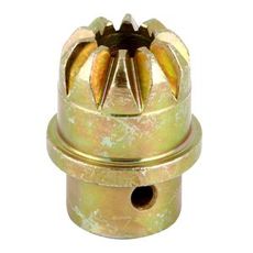 Tannhjul kompatibelt med MF og Ford, robust konstruksjon.