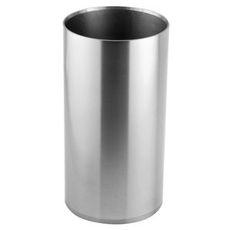 Semi-ferdig fôr FO 81815327, sikrer god vekst og helse.