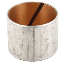 Bussning for drivaksel MF 1823570M2, avgjørende for kraftoverføring.